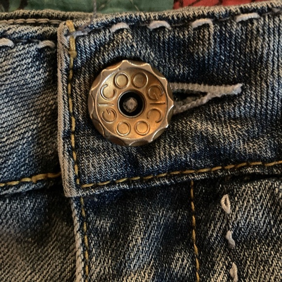 COOGI Authentic Australian Embroidered Jean Shorts - Picture 6 of 7